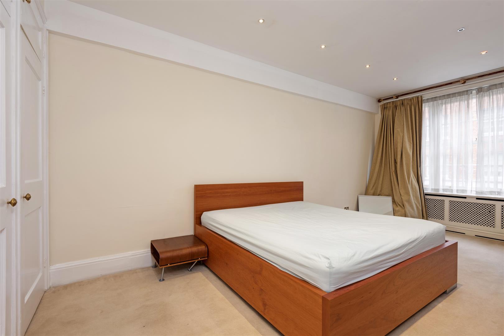 Street, London Absolute Property